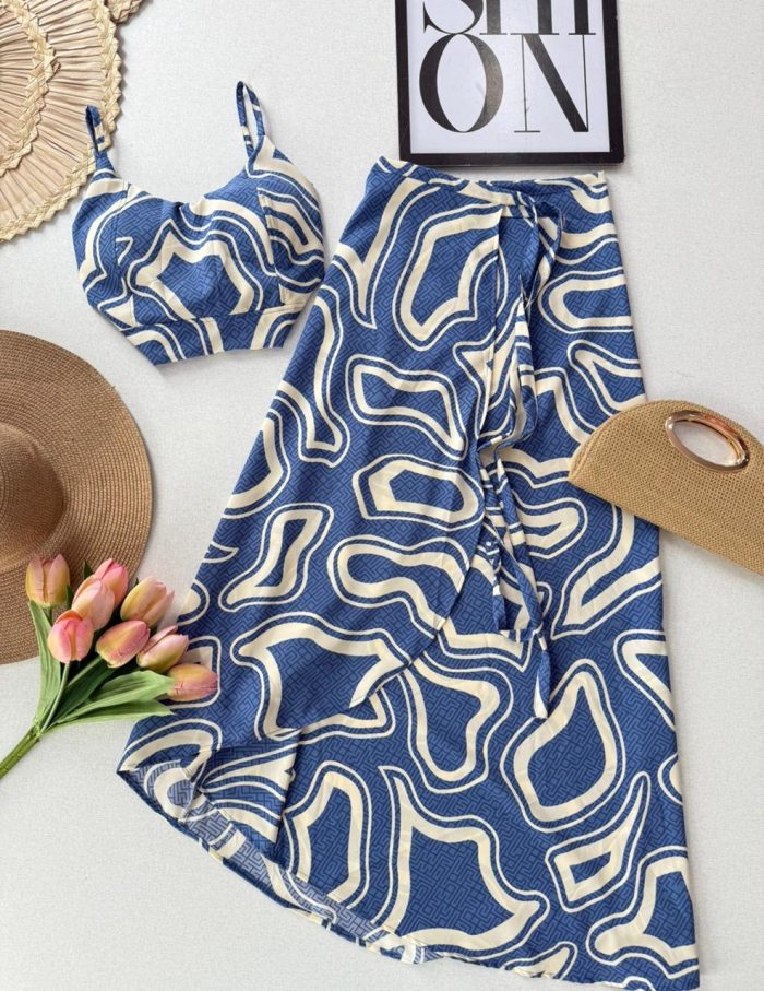 conjunto cropped com bojo e saia envelope azul claro 000150 conjunto cropped com bojo e saia envelope azul claro 000150