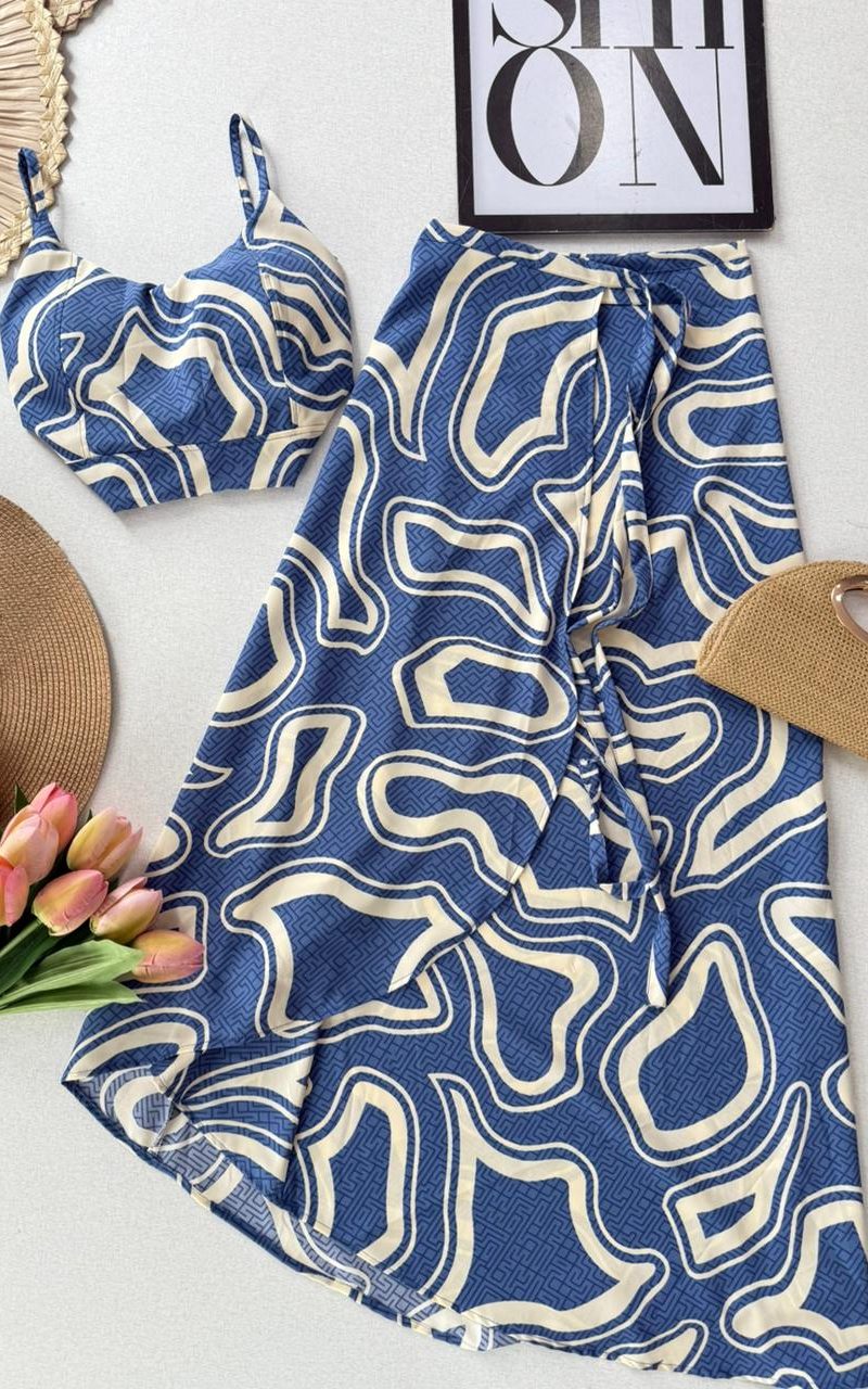 conjunto cropped com bojo e saia envelope azul claro 000150 conjunto cropped com bojo e saia envelope azul claro 000150