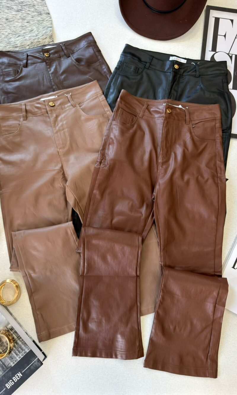 calça flare resinada 000252