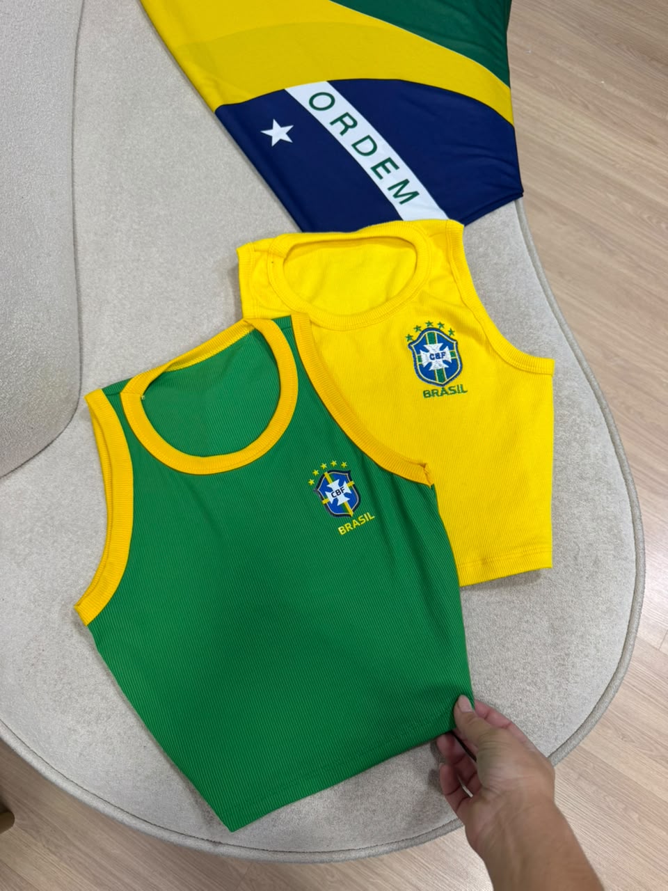 cropped lola brasil 000218
